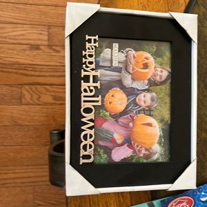 Malden Halloween picture frame